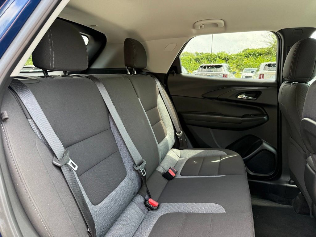 Used 2023 Chevrolet TrailBlazer LT w/ Convenience Package FWD image 20