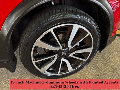 Used 2018 Nissan Rogue Sport SL AWD/4WD image 31