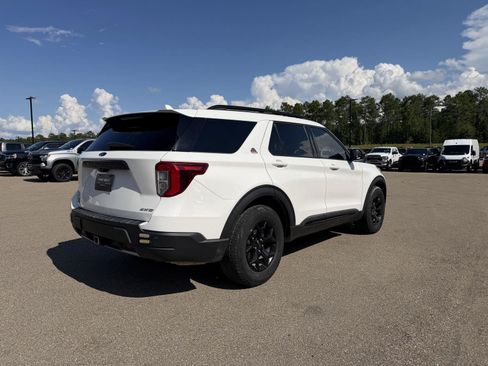 Used 2022 Ford Explorer Timberline w/ Timberline Technology Package AWD/4WD image 6