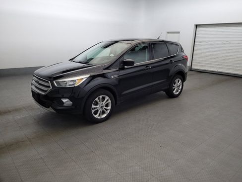 Used 2019 Ford Escape SE AWD/4WD image 2