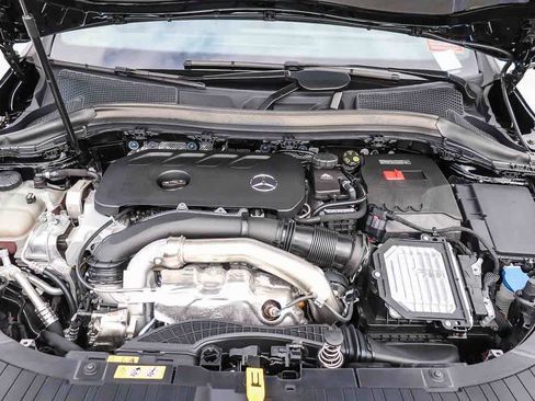 Used 2025 Mercedes-Benz GLA 250 image 29