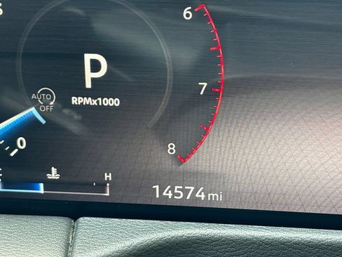 Used 2025 Nissan Armada SV RWD image 8
