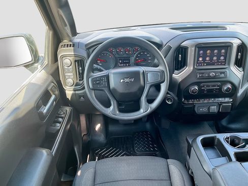 Used 2025 Chevrolet Silverado 1500 Custom Trail Boss AWD/4WD image 21