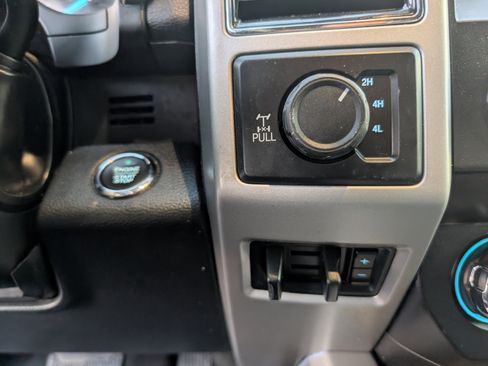 Used 2019 Ford F250 Lariat w/ Lariat Ultimate Package image 22