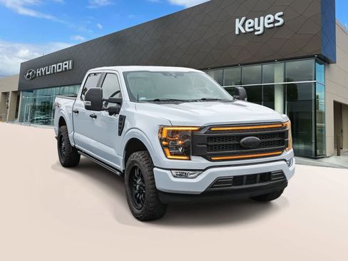 Used 2022 Ford F150 XL w/ STX Appearance Package RWD image 3
