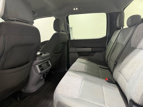 Used 2023 Ford F250 XLT w/ FX4 Off-Road Package AWD/4WD image 26