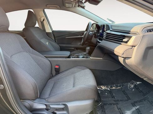 Used 2025 Toyota Camry LE FWD image 24