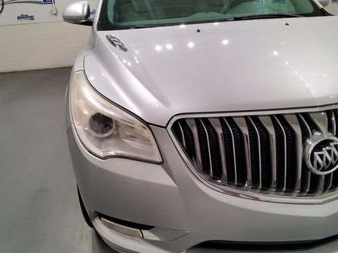 Used 2015 Buick Enclave Leather image 9