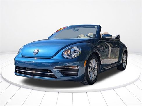 Used 2019 Volkswagen Beetle 2.0T S image 7