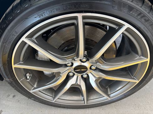 Used 2025 Genesis G70 2.5T image 31