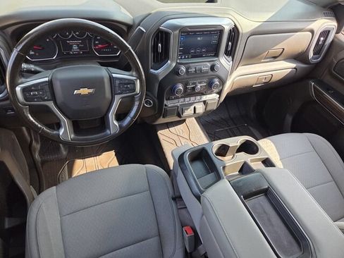 Used 2022 Chevrolet Silverado 1500 LT AWD/4WD image 10