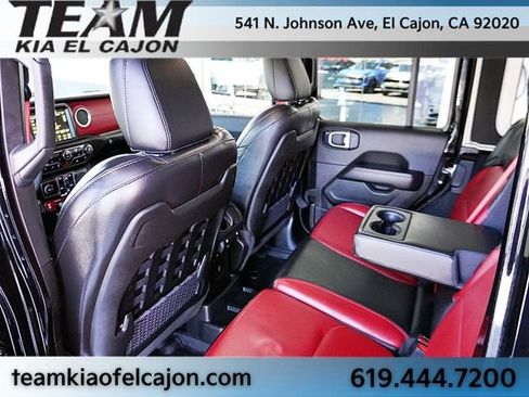 Used 2023 Jeep Wrangler Unlimited Rubicon 4xe AWD/4WD image 20