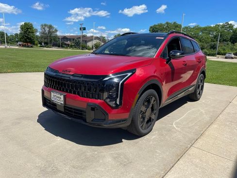 New 2026 Kia Sportage X-Line w/ X-Line Premium Package AWD/4WD image 2