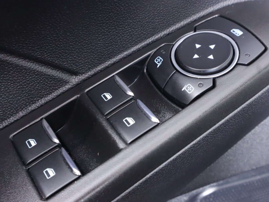 Used 2021 Ford Escape SE FWD image 29