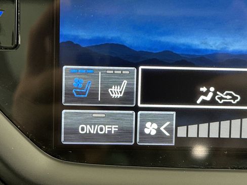 Used 2025 Subaru Ascent Bronze Edition w/ Popular Package #2 image 25