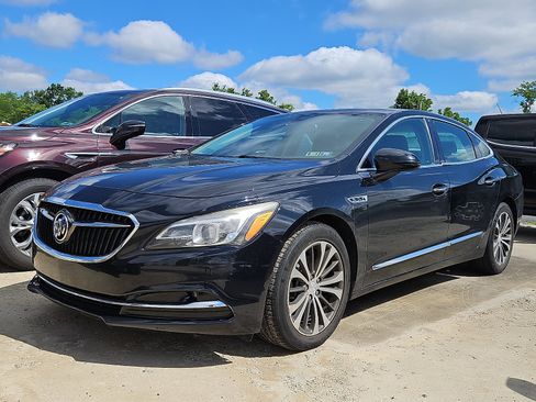 Used 2017 Buick LaCrosse Essence w/ Sun and Shade Package FWD image 3