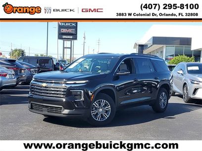 Used 2025 Chevrolet Traverse LT