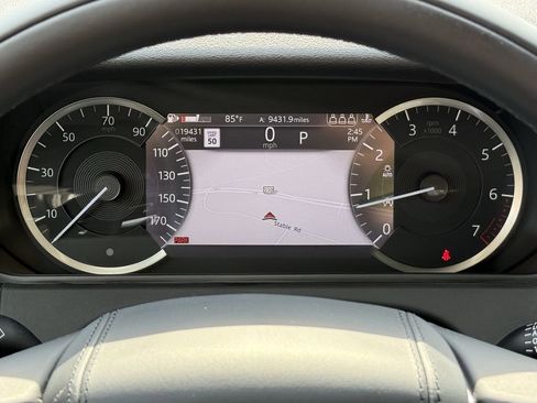 Used 2023 Land Rover Range Rover Velar R-Dynamic S image 19