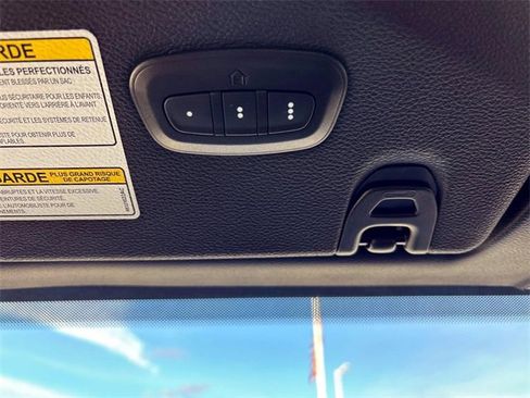 Used 2022 Jeep Wrangler Unlimited Sahara image 28