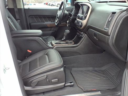 Certified 2021 GMC Canyon Denali image 22