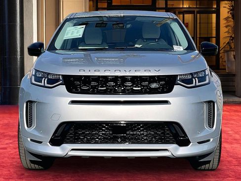 Used 2024 Land Rover Discovery Sport S image 3