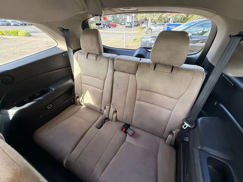 Used 2020 Honda Pilot EX image 18