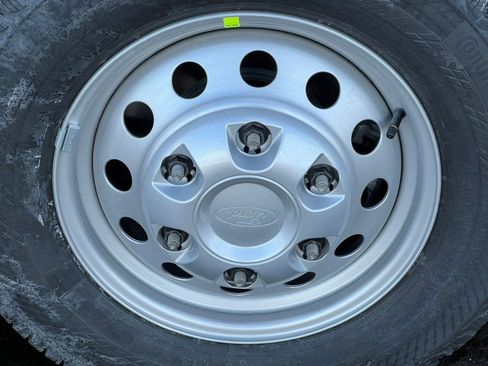 New 2026 Ford Transit 350 148 Low Roof AWD image 7