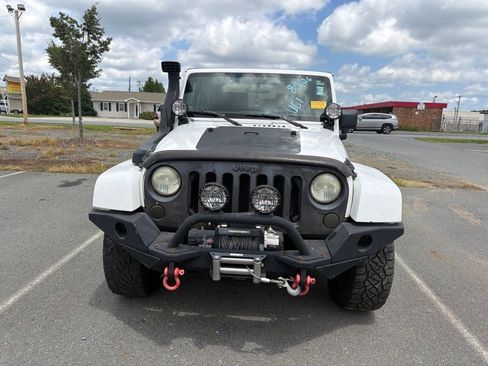 Used 2011 Jeep Wrangler Sahara w/ Dual Top Group AWD/4WD image 2