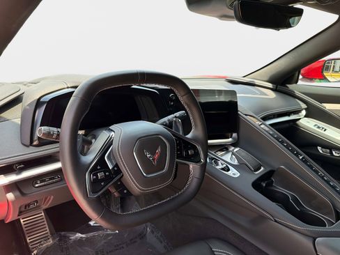 Used 2025 Chevrolet Corvette Stingray Preferred Cpe w/ Battery Protection Package RWD image 31