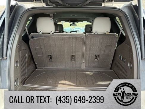 Used 2022 Chevrolet Tahoe LT w/ Luxury Package AWD/4WD image 33
