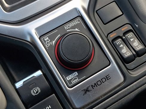 Used 2020 Subaru Forester Premium image 24