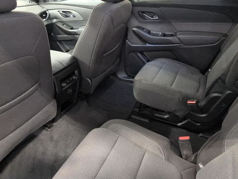Used 2023 Chevrolet Traverse LT w/ LPO, Floor Liner Package AWD/4WD image 22