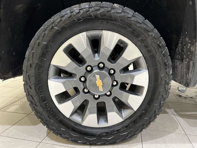 Used 2024 Chevrolet Silverado 2500 Custom w/ Custom Convenience Package AWD/4WD image 28