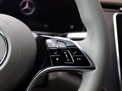 Used 2023 Mercedes-Benz EQS 450+ Sedan image 17