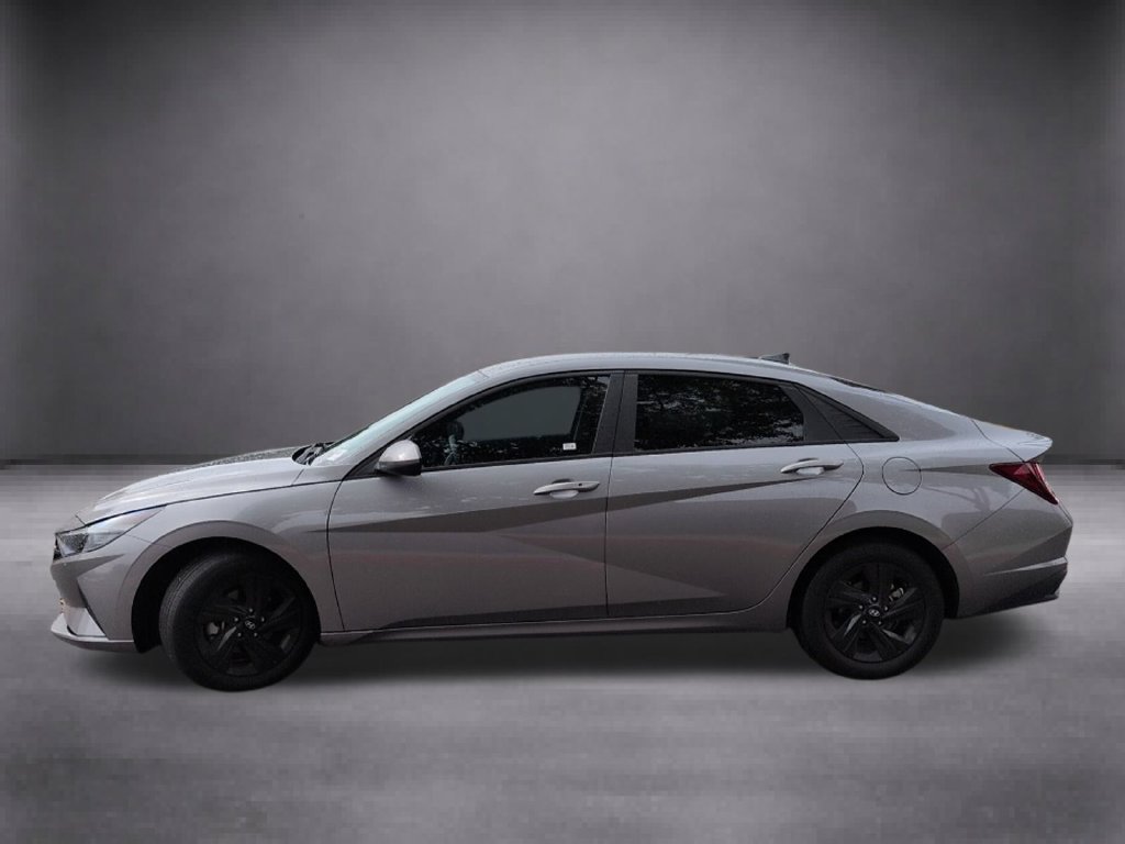 Certified 2023 Hyundai Elantra SEL w/ Cargo Package FWD image 6