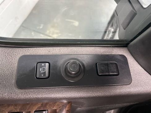 Used 2013 Ford F250 Platinum image 13