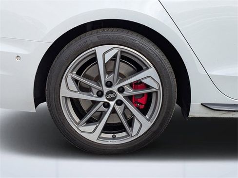 Used 2022 Audi A4 2.0T Prestige image 18