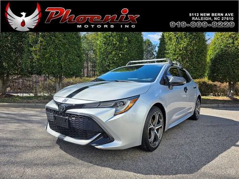 Used 2020 Toyota Corolla SE FWD image 1