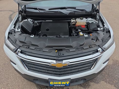 Used 2024 Chevrolet Traverse LS w/ Safety Package AWD/4WD image 22