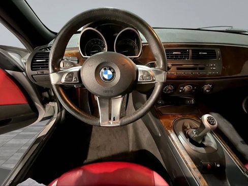 Used 2007 BMW Z4 3.0i image 7