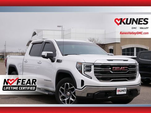 Used 2023 GMC Sierra 1500 SLT w/ SLT Premium Package image 1