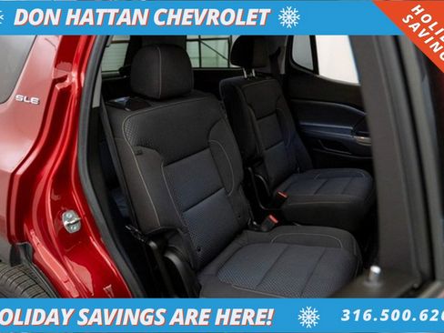 Used 2023 GMC Acadia SLE w/ Driver Convenience Package image 25