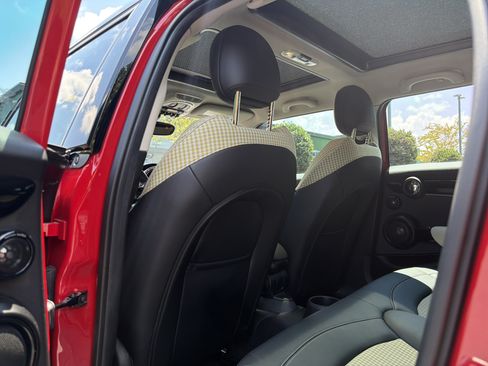 Used 2022 MINI Cooper 4-Door Hardtop FWD image 24