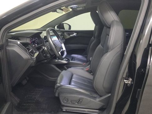 Used 2022 Audi Q4 e-tron Prestige w/ S Line Plus Package AWD/4WD image 3