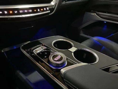 Used 2024 Cadillac Lyriq Luxury RWD image 83