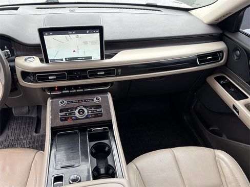 Used 2022 Lincoln Aviator Reserve w/ Equipment Group 201A image 20