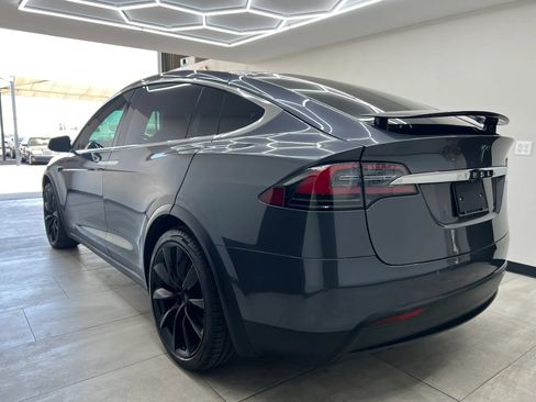 Used 2019 Tesla Model X Long Range AWD/4WD image 2