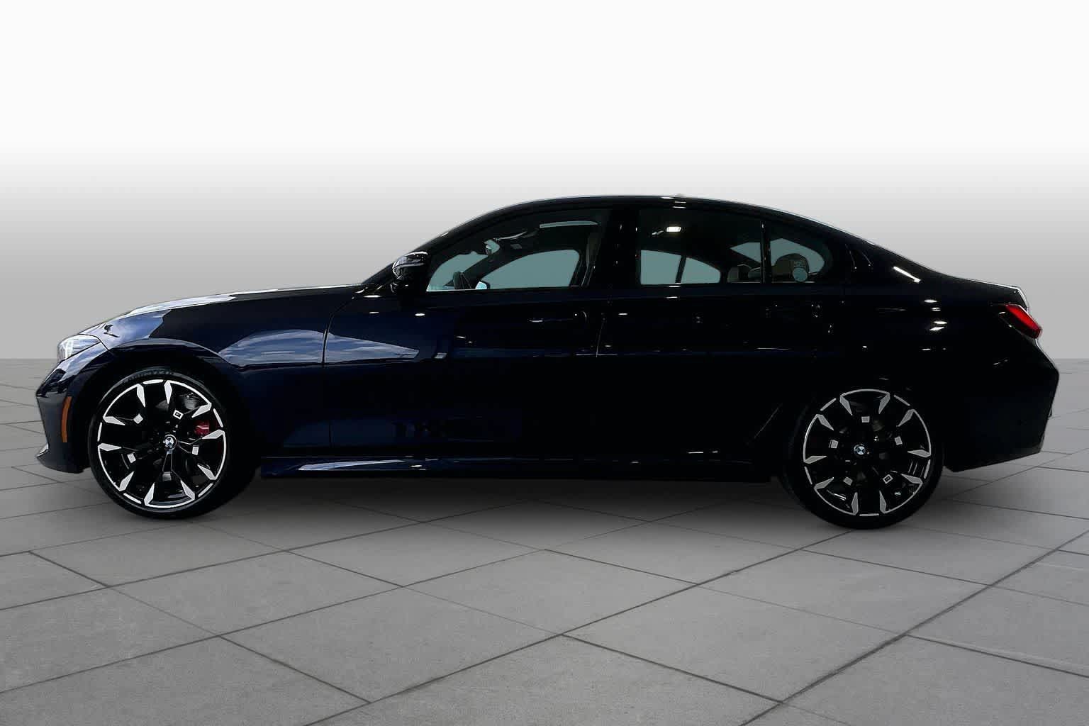 New 2026 BMW 330i Sedan w/ M Sport Package RWD image 13