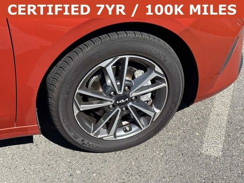 Used 2023 Kia Forte LXS image 7