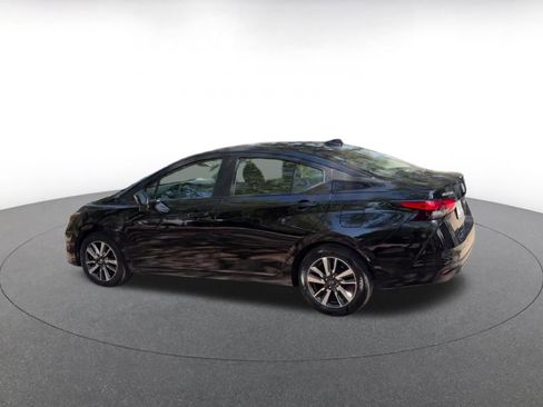 Used 2025 Nissan Versa SV image 10